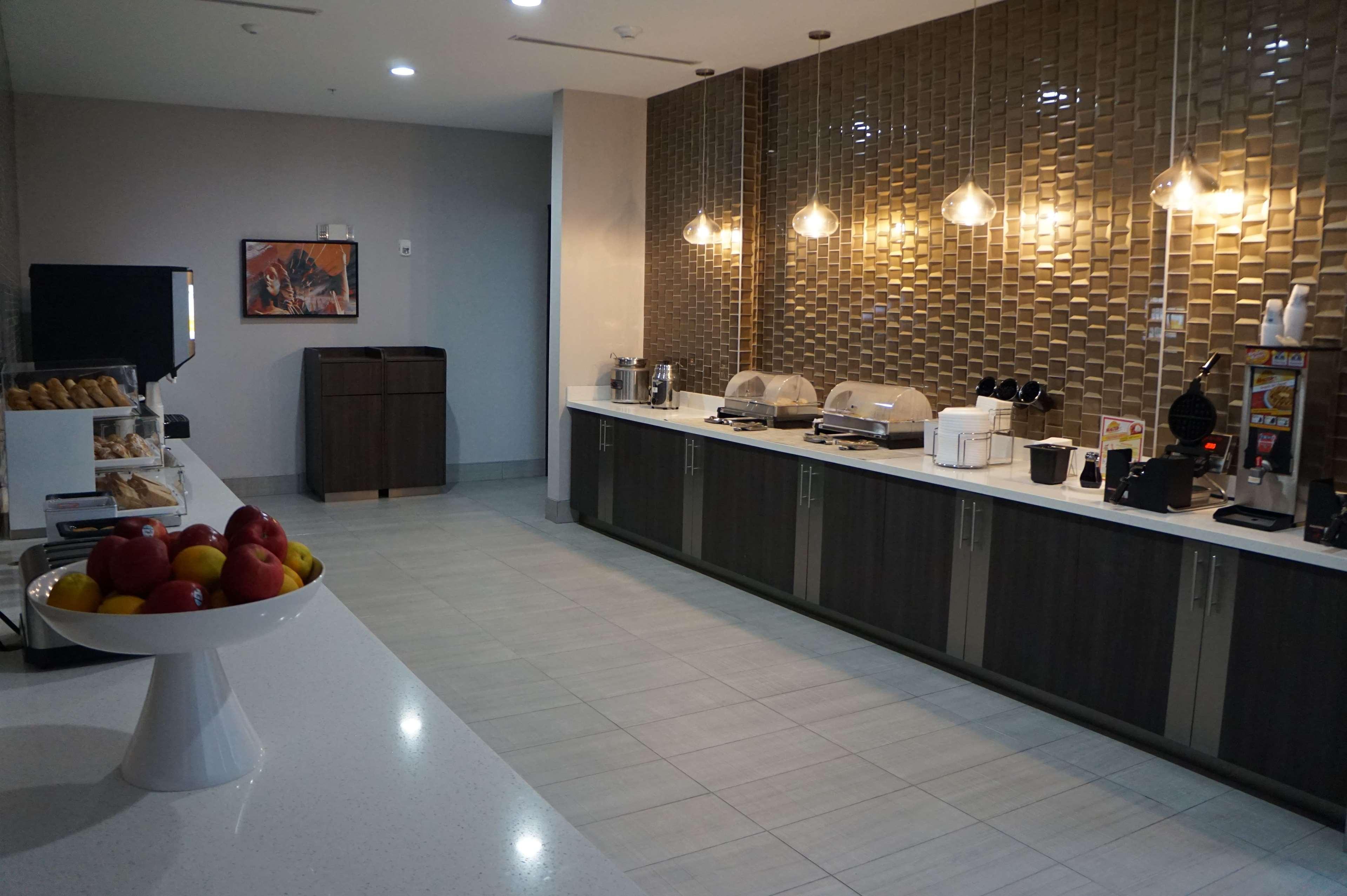 La Quinta Inn & Suites Dfw West-Glade-Parks Euless Eksteriør billede