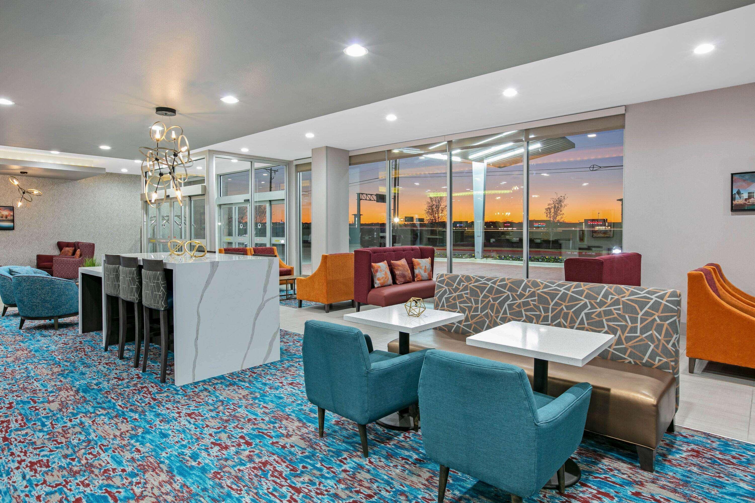 La Quinta Inn & Suites Dfw West-Glade-Parks Euless Eksteriør billede
