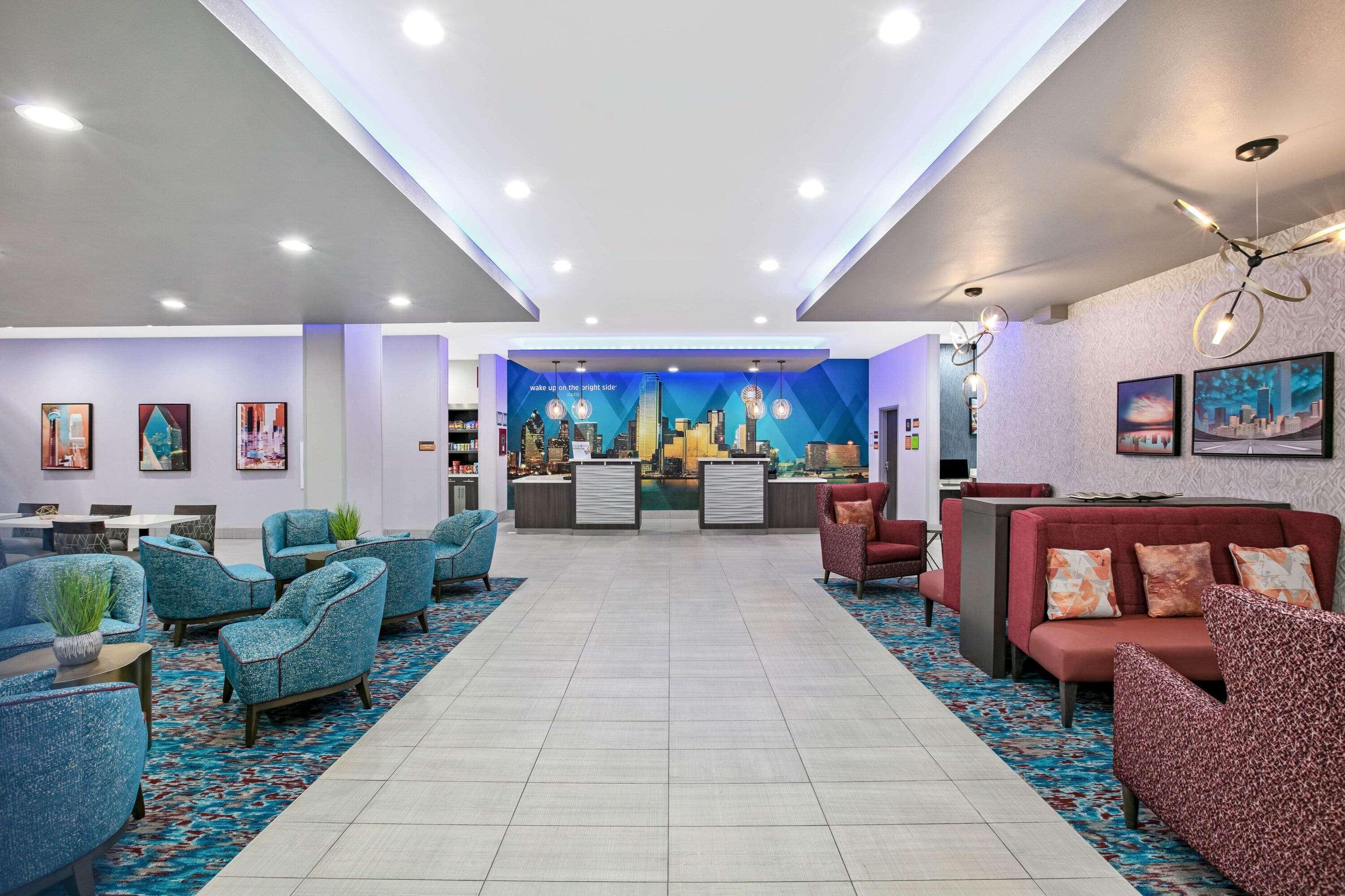 La Quinta Inn & Suites Dfw West-Glade-Parks Euless Eksteriør billede